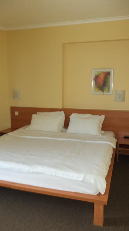 Elit Hotel Sofia Exteriör bild